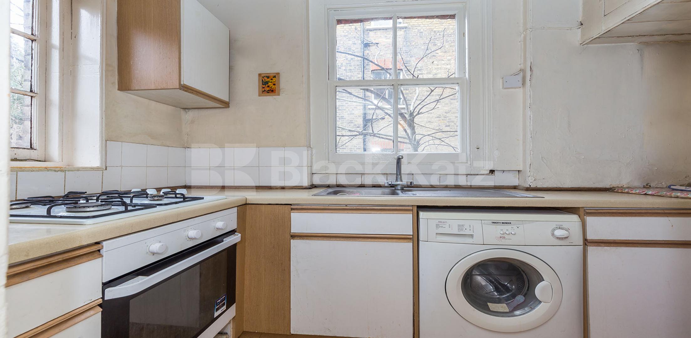 			NEW INSTRUCTION!, 3 Bedroom, 1 bath, 1 reception Flat			 Linden Mansions, Hornsey Lane, Highgate